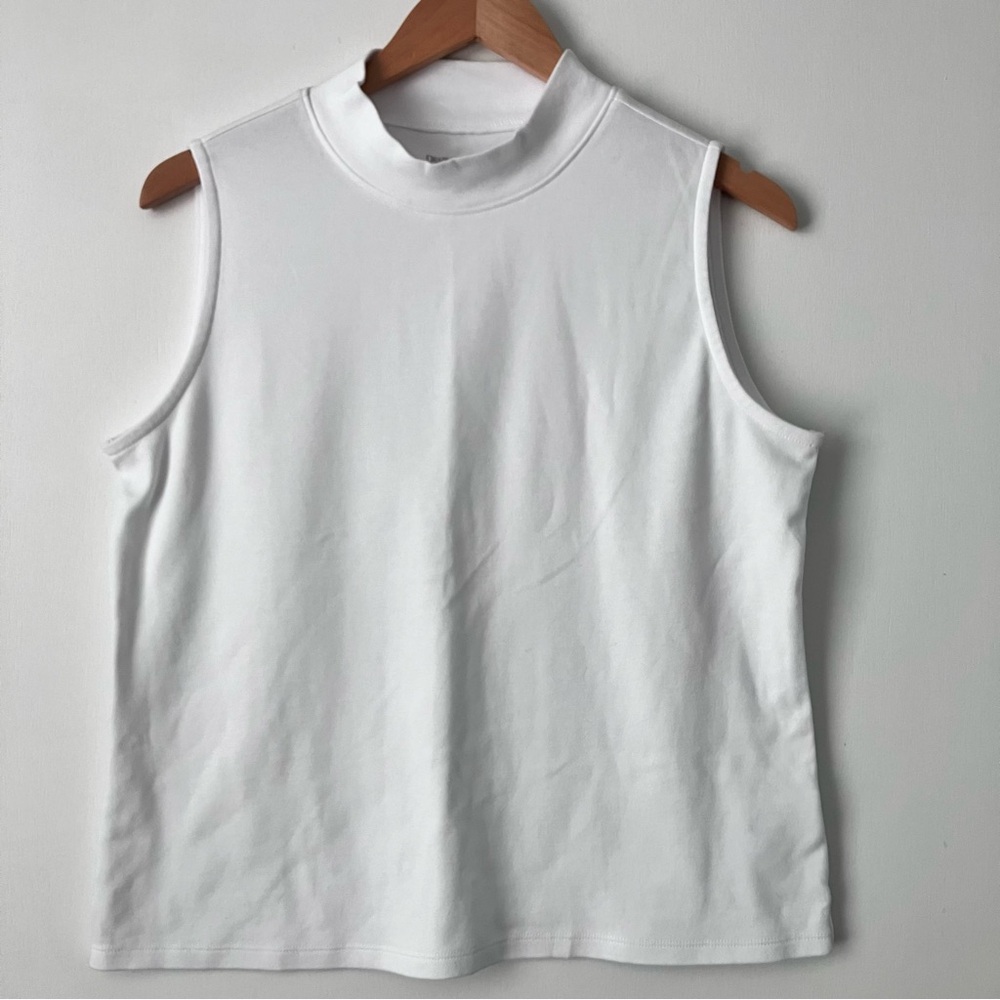 Draper’s and Damon’s Sleeveless White Cotton Blend Knit Top